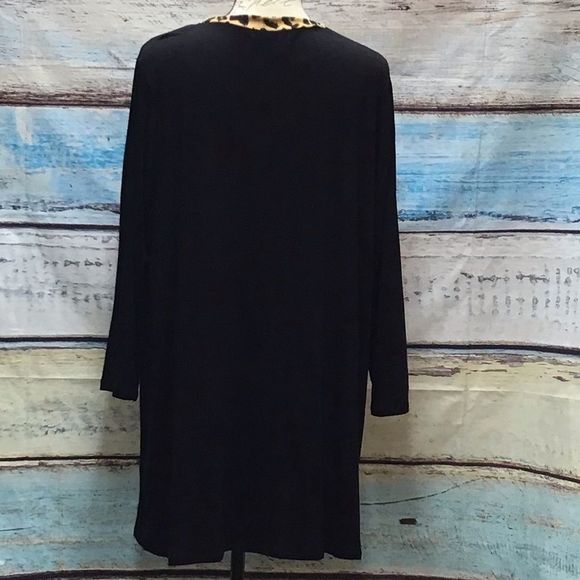 Women’s Plus Size Top - Picture 4 of 15